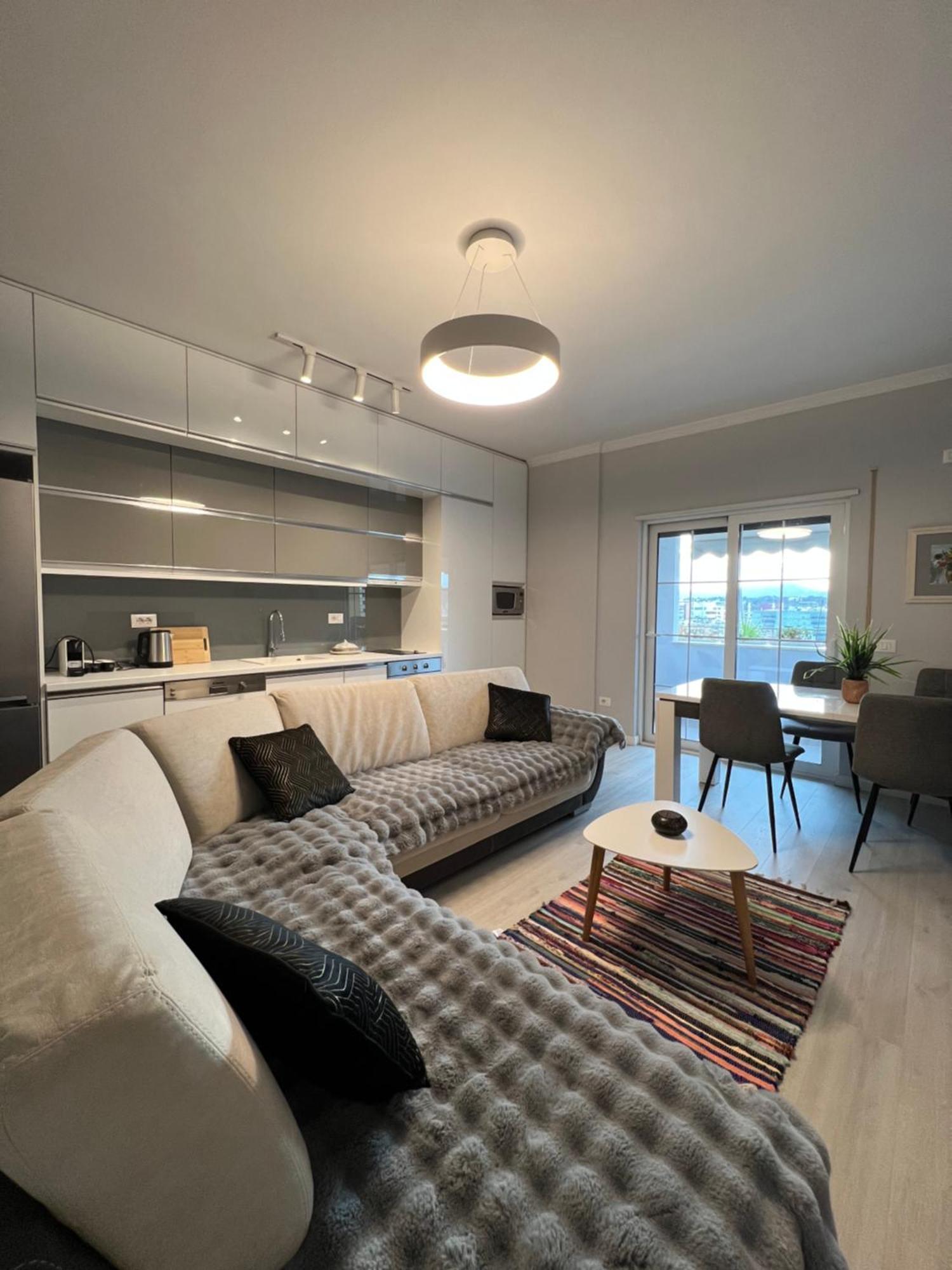 Tirana Gallery Apartment - City Center View Екстериор снимка